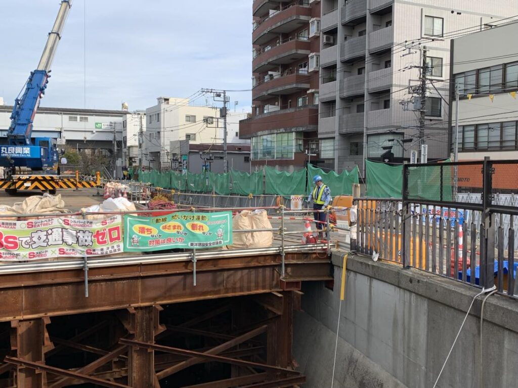 運河と駅（2024年）